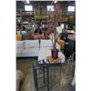 Image 1 : 2 PLANTER STANDS AND ARTIFICIAL PLANT