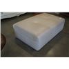 Image 2 : WHITE LEATHER OTTOMAN - 42 X 26 X 14 INCHES TALL