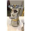 Image 2 : 2 VEV VIGANO STOVE TOP ESPRESSO MAKERS, 2 OTHER ESPRESSO MAKERS