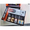 Image 3 : 2 NEW BLACK AND DECKER MARKSMAN DISTANCE MEASURERS