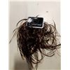 Image 2 : BOX OF NEW ITEMS - 300 ELASTIC BRACELETS AND OTHER HAIR ACCESSORIES