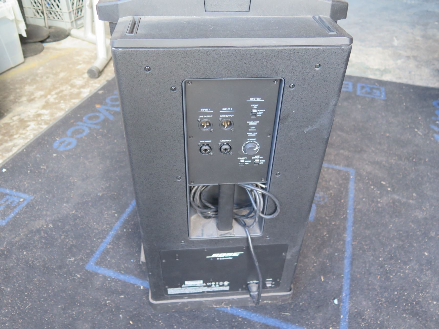 Demo: Bose Tower PA System, F1 Top Module + F1 Bass Module, (Retail $3000)
