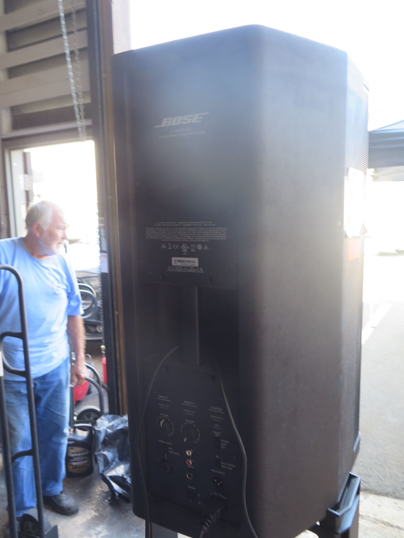 Demo: Bose Tower PA System, F1 Top Module + F1 Bass Module, (Retail $3000)