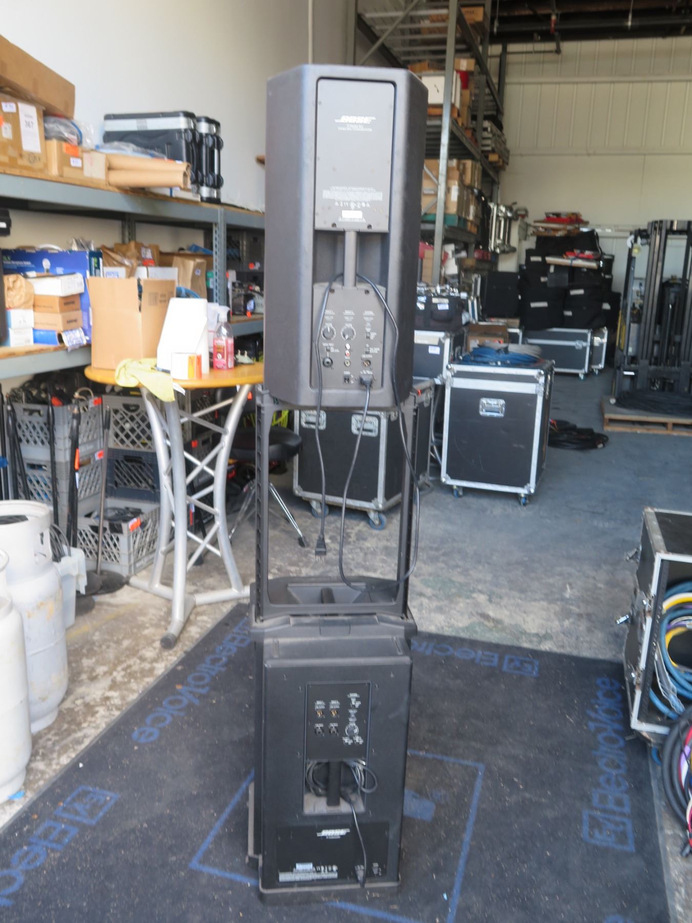 Demo: Bose Tower PA System, F1 Top Module + F1 Bass Module, (Retail $3000)