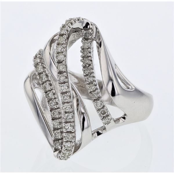 Natural 0.45 CTW Diamond Ring 18K White Gold - REF-136W8H