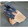 Image 3 : FABERWARE KNIFE SET IN KNIFE BLOCK