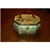 Image 1 : Decoupage Boxed Purse #1948174