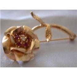 Rose shaped 14K gold pin with ruby and diamond #1969749