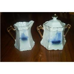 Cream And Covered Sugar Bowl #1991700