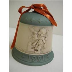 HUMMEL 1989-1992 CHRISTMAS BELL-SIGNED  #1959775