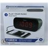 Image 1 : TIMEX PROGRAMMABLE SLEEP TIMER DUAL ALARM CLOCK.