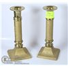 Image 1 : BRASS CANDLE HOLDERS