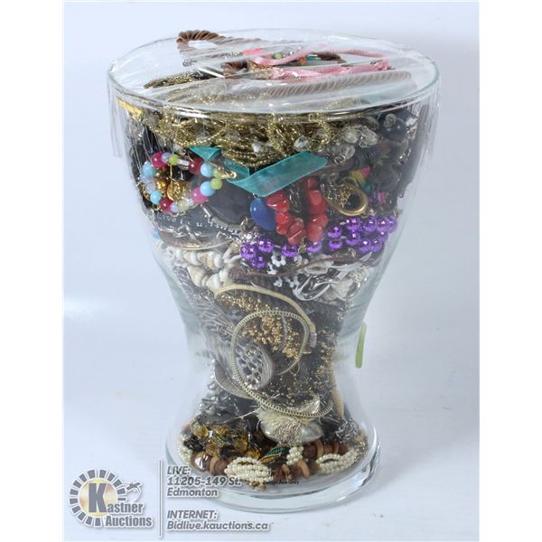 LARGE VASE FILLED WITH JEWELRY