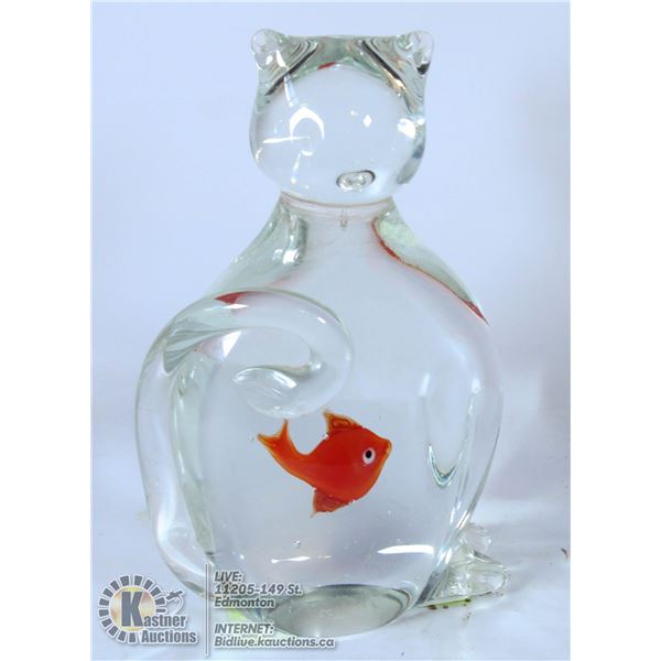 ART GLASS CAT WITH FISH IN BELLY