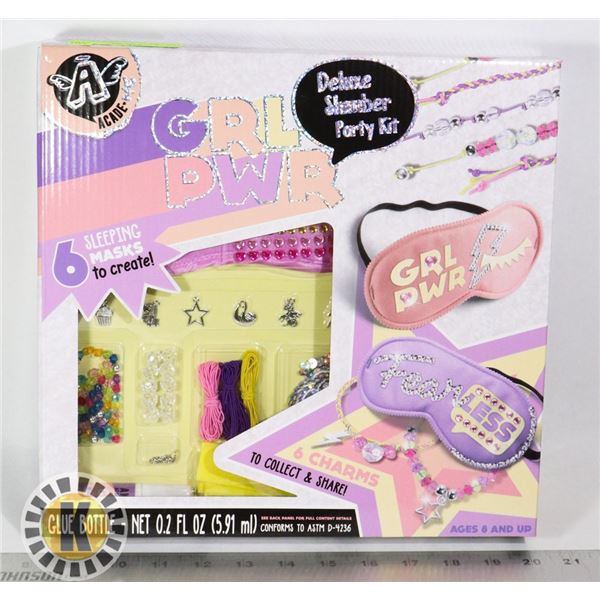 NEW GRL PWR DELUXE SLUMBER PARTY KIT