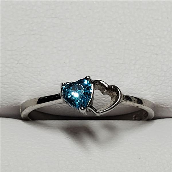 T104 SILVER BLUE TOPAZ RING