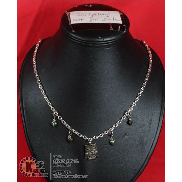 OWL NECKLACE W/HEART ACCENTS