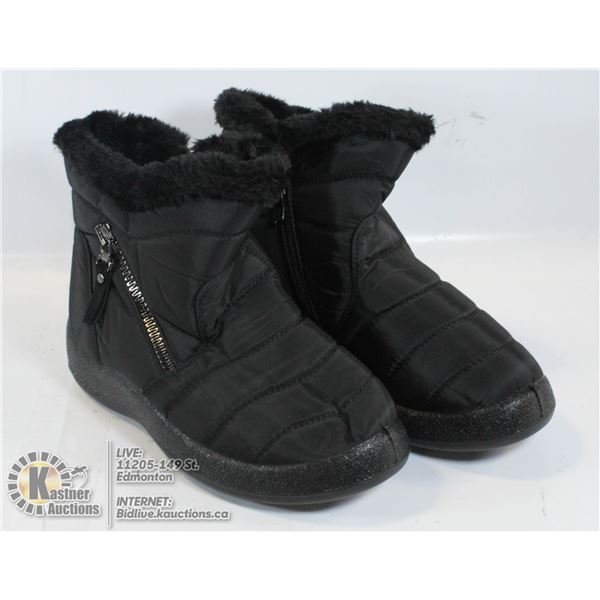 NEW WOMENS SIZE 5 BLACK BOOTS