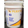 Image 1 : LOT WITH 6 20L PAILS OF FLEXTILE MORTAR ADDITIVE