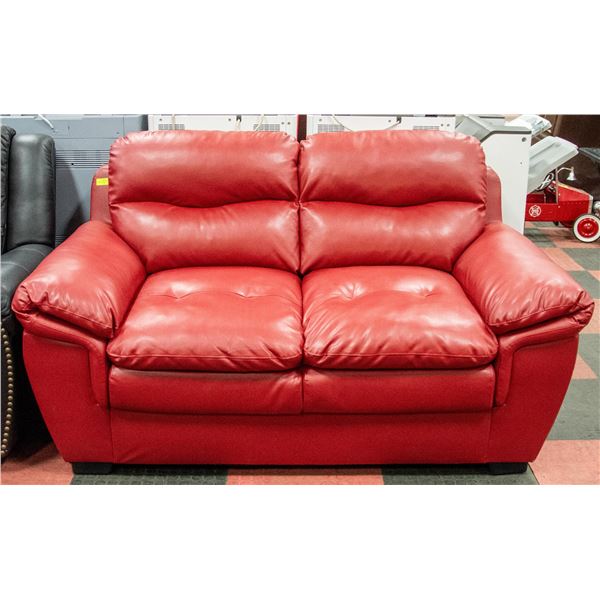 LOVESEAT RED FAUX LEATHER
