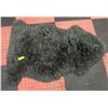 Image 1 : GREY AUSTRALIAN SHEEPSKIN RUG APPROX 41" X 24"