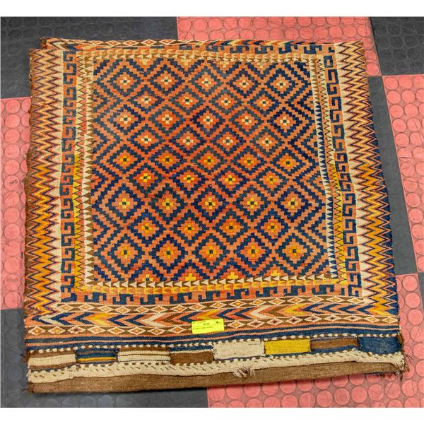 WOVEN SADDLE BLANKET