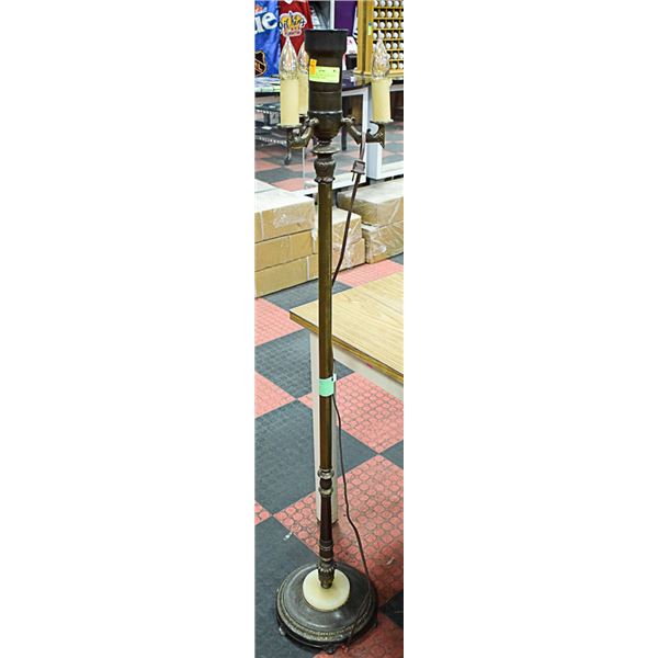 STONE BASE FOOTED FLOOR LAMP APPROX 57  TALL