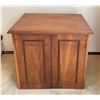 Image 1 : Large End Table