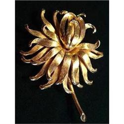 GORGEOUS GOLD TONE BROOCH - DAHLIA #1956529