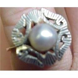 Older  LADIES SILVER & GREY PEARL RING #1956585