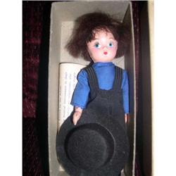 5" Amish Boy In Box with Paper #1956770