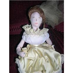 11" Cloth Bride With Early Materials #1956799