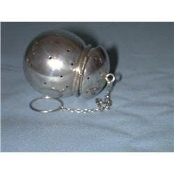 Sterling silver tea ball with hindged top #1956918