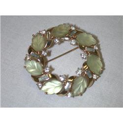 Trifari pale yellow brooch #1956983