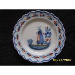 Quimper ware plate lady scallop #2000860