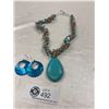 Image 2 : Beautiful Turquoise Necklace and Earrings