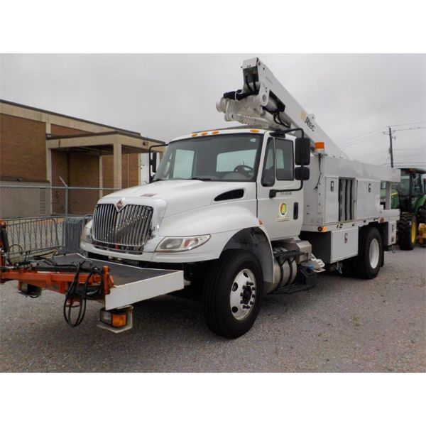 2016 INTERNATIONAL 4300 SIGN / Bucket Truck
