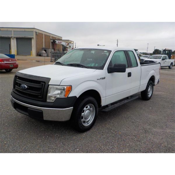 2014 FORD F150 XL Pickup Truck