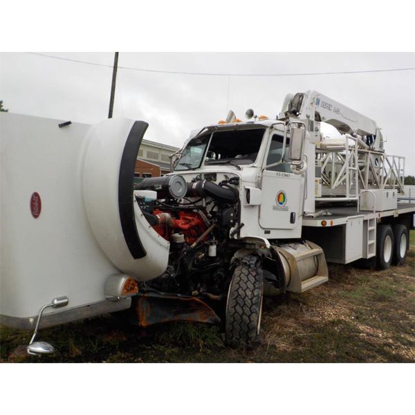 2010 PETERBILT 367 Bridge Inspection / Ladder Truck