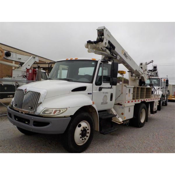 2013 INTERNTIONAL 4300 DURASTAR Bucket Truck