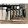 Image 38 : LOT OF ALLEN BRADLEY RACKS AND MODULES