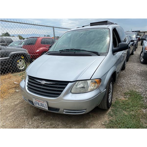 2006 Chrysler Town