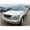 Image 2 : 1999 LEXUS RX300