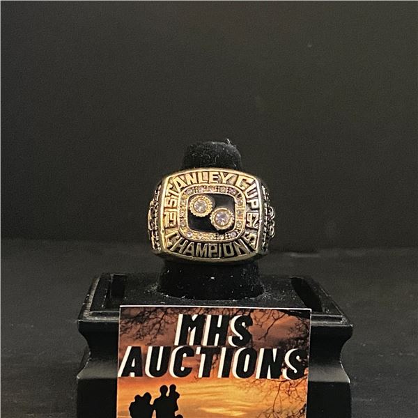 PITTSBURGH PENGUINS N.H.L 1992 "LEMIEUX" CHAMPIONSHIP REPLICA RING (ref797)