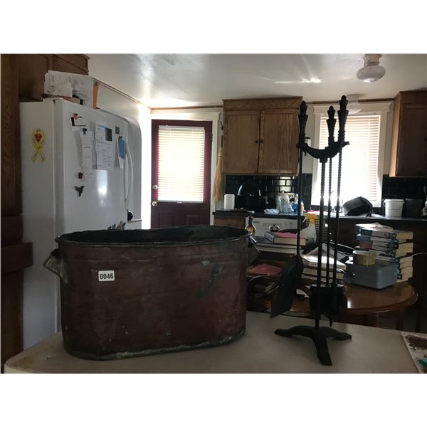 Fireplace Tools & Kindling Metal Bin