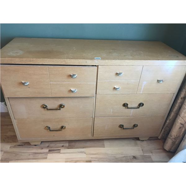 Vintage  6 Drawer Dresser
