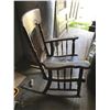Image 4 : Vintage Wood Rocking Chair