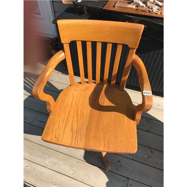 Bankers Chair (needs 1 bearing)