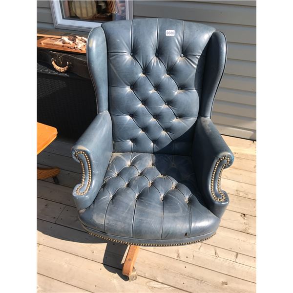 Teal Leather Office Chair (missing 1 button)