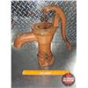 Image 2 : Monarch Machinery Cistern Pump (15"H)